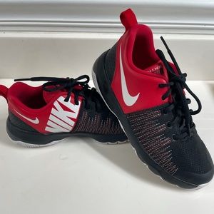 Nike Hustle Quick Athletic Shoes